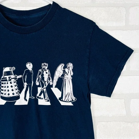 Ripple Junction Doctor Who Abbey Road Parody Graphic Tee Navy Blue Small - Picture 9 of 12